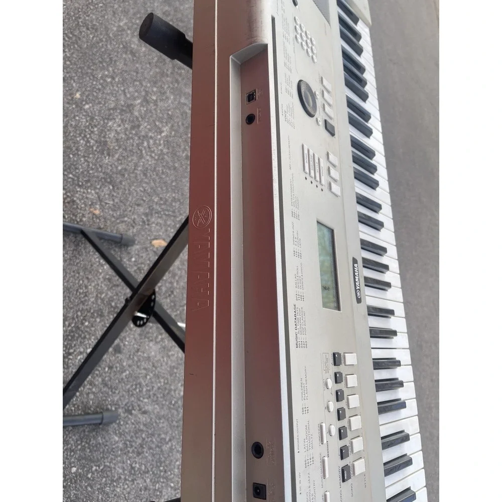 Yamaha YPG-235 76-Key Keyboard Piano w/ Stand & Case Tested Works